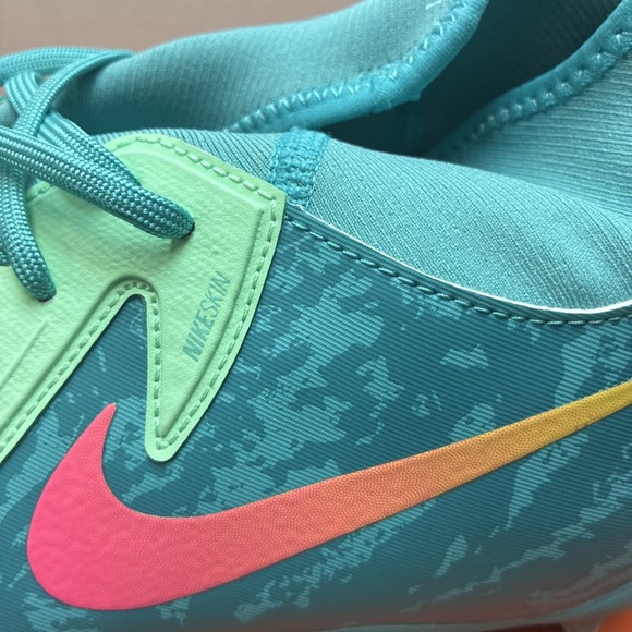 Nike Phantom Luna 2 Academy LV8 MG High-Top Soccer Cleats Mens Size 12 - Picture 2 of 16